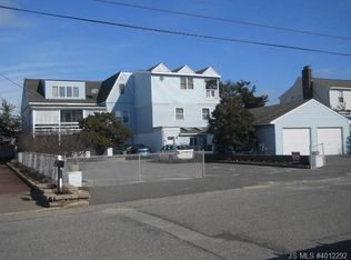 105 W 16th St, Brant Beach, NJ 08008