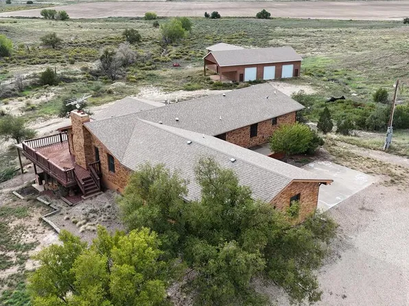 707 W 26th St, La Junta, CO 81050