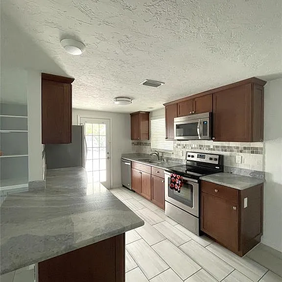 6405 White Sands Ter — Photo 7