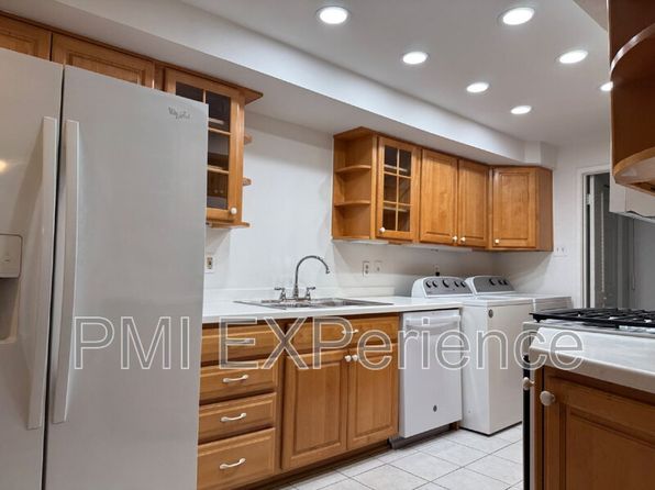 10246 Prince Pl, Upper Marlboro, MD