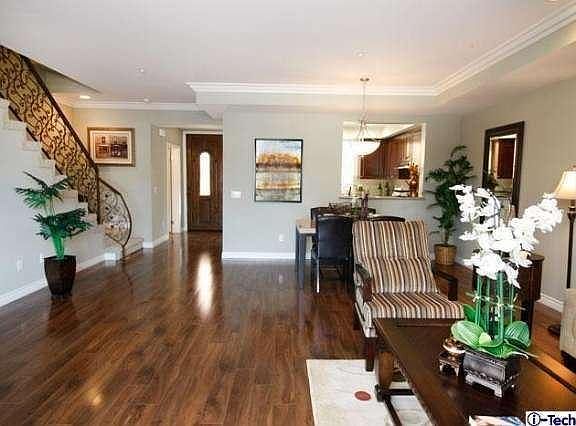 2nd image of 1130 E Colorado St APT 202