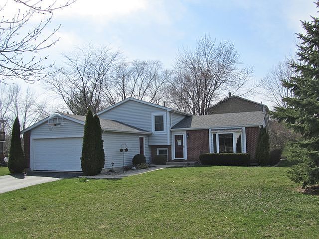 1st image of 578 N Waterford Dr