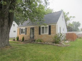 12 Airview Ter, Depew, NY 14043