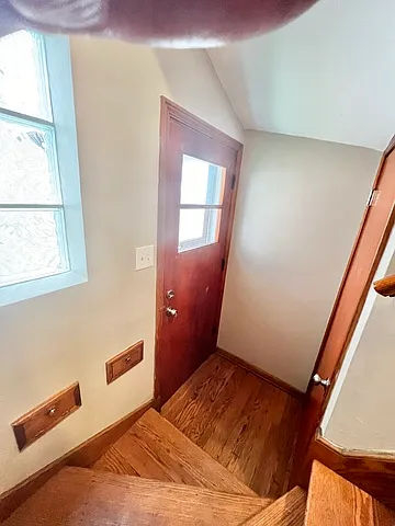 2 bed, 1175 sqft, $2,200 — Photo 3
