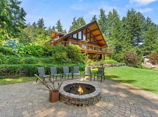 21360 Landstrom Rd, Hope, BC V0X 1L3