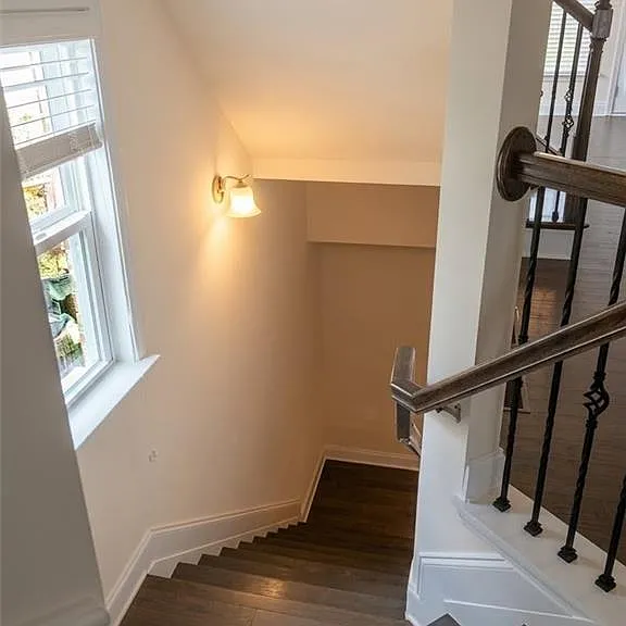 6272 Century Park Pl SE — Photo 16