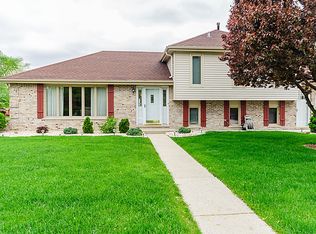 7201 Stickney Ave, Bridgeview, IL 60455