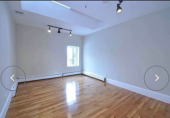 5th image of 29 Woodhull St #Top