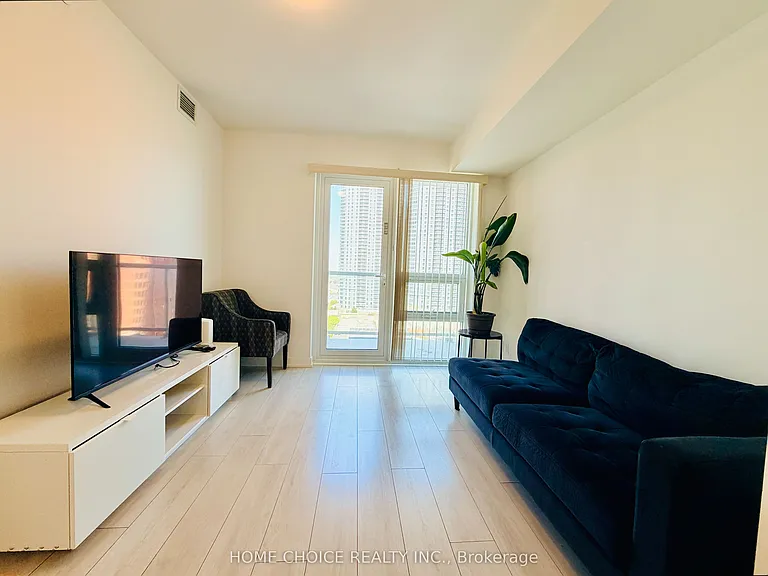 2033 Kennedy Rd #1106 — Photo 11
