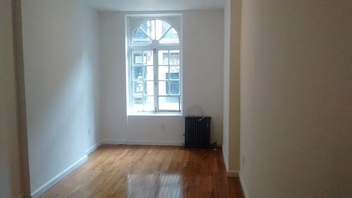 Rented by Blana LLC | media 13