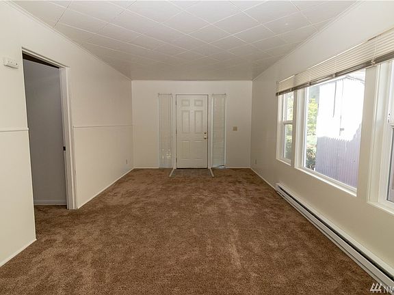 5th image of 818 N Washington Ave