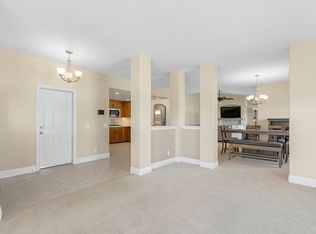 14124 Meadowlands Dr, Riverside, CA 92503