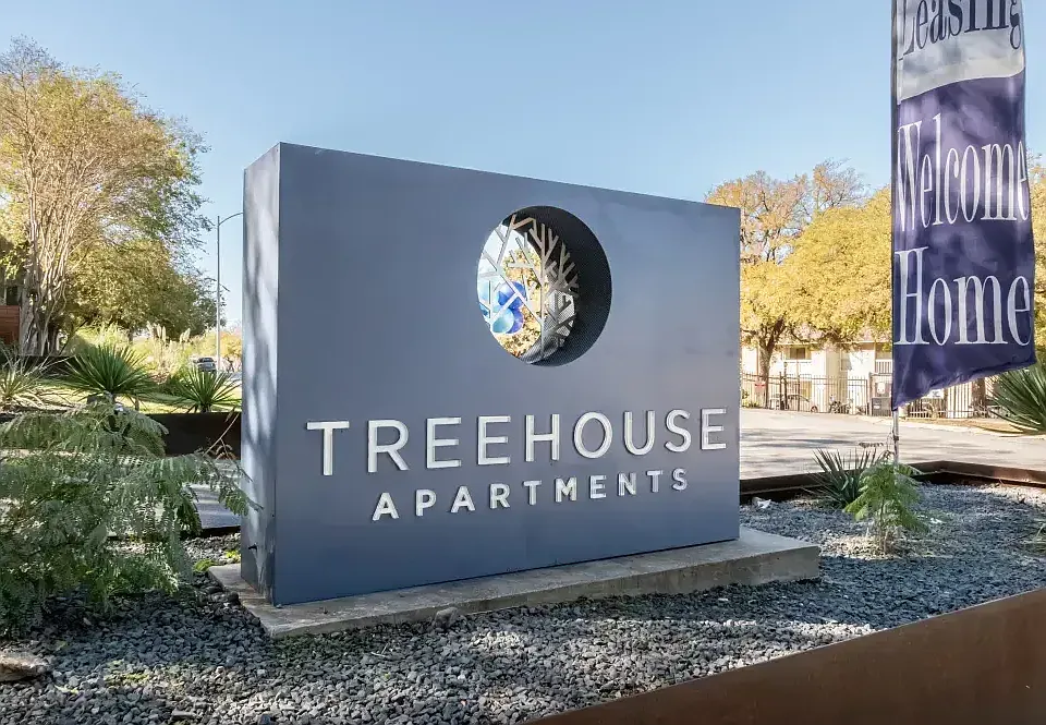 Treehouse Apartments