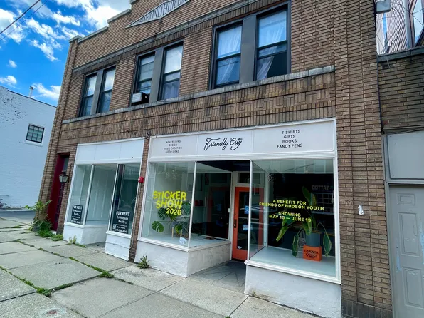 725-727 Warren St, Hudson, NY
