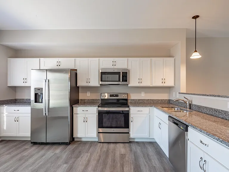 Greystone Townhomes — Photo 11