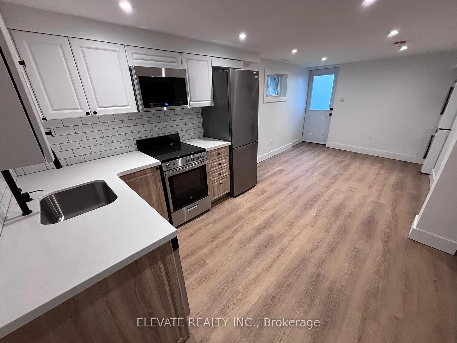 3 bed, $2,350 — Photo 2