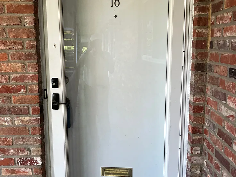 198 Crescent Ave #18 — Photo 3