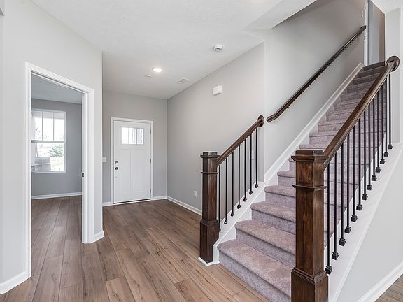 2nd image of 3253 Fawn Cir