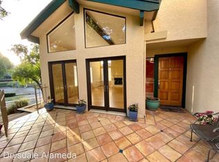 317 Carob Ln, Alameda, CA 94502