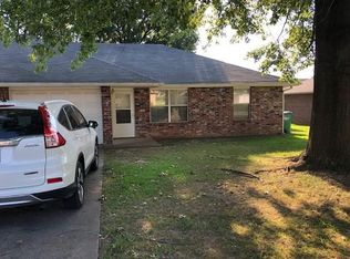 2703B Dividend Dr, Springdale, AR 72764