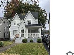 3415 Spangler Rd, Cleveland Heights, OH 44112