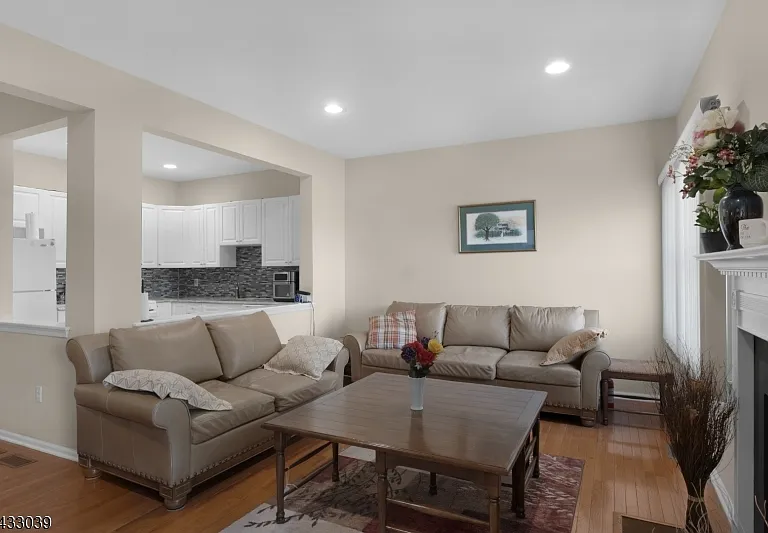 158 Autumn Ridge Rd — Photo 6