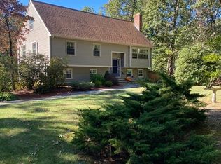 415 Chestnut St, Wrentham, MA 02093