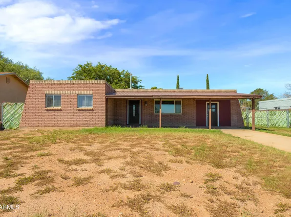 211 N FAIRBANKS Street, Huachuca City, AZ 85616