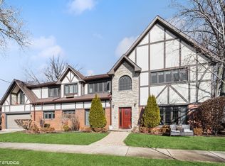 3750 Davis St, Skokie, IL 60076