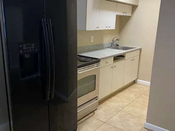 132 NE 12th Ave #3, Boynton Beach, FL 33435