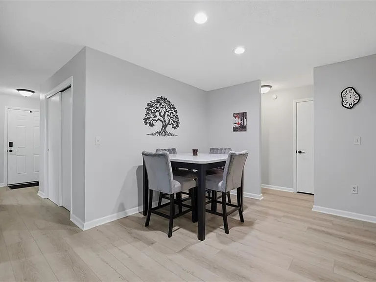 6310 Gainsboro Ave — Photo 10