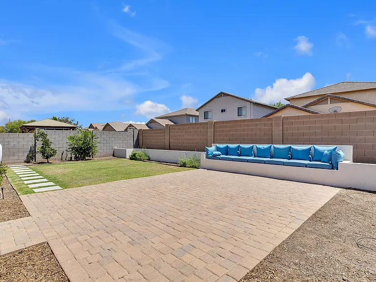 1691 W Desert Spring Way — Photo 22