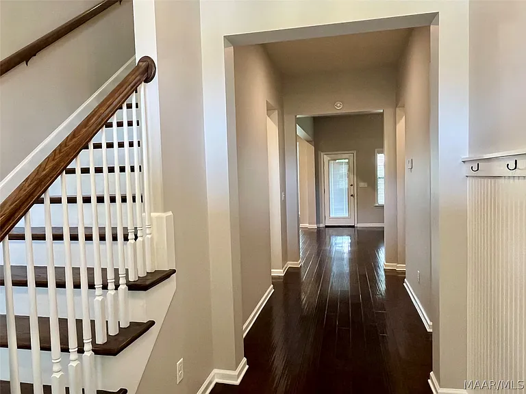 9408 Tillman Ct — Photo 9