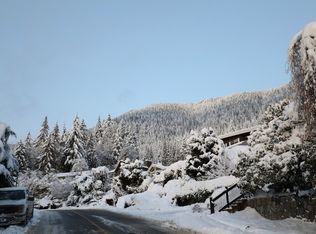 852 Prospect Ave #852, North Vancouver, BC V7R2M3