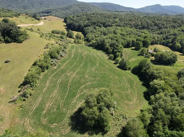 Comers Rock Rd, Elk Creek, VA 24326