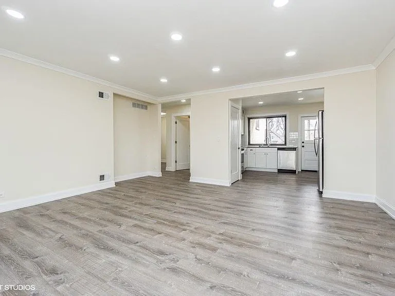 5637 W Lawrence Ave #2F — Photo 4