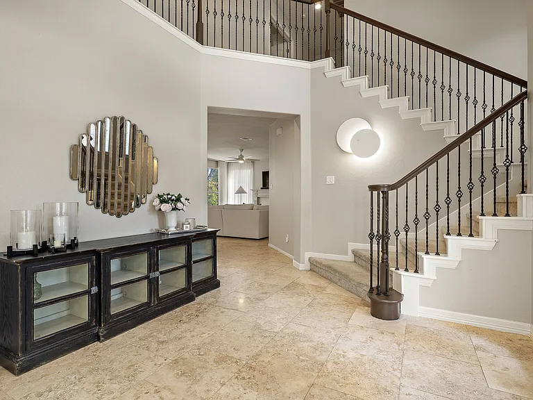2114 Hilton Head Dr — Photo 4