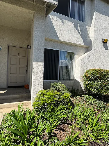 2225 Canyon Dr #E Photo 1