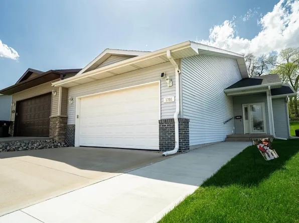 1701 S Saint Aubin St, Sioux City, IA 51106
