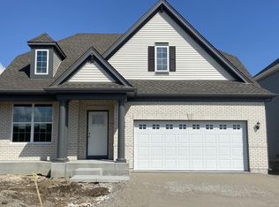 379 S Pointe Ave, South Elgin, IL 60177