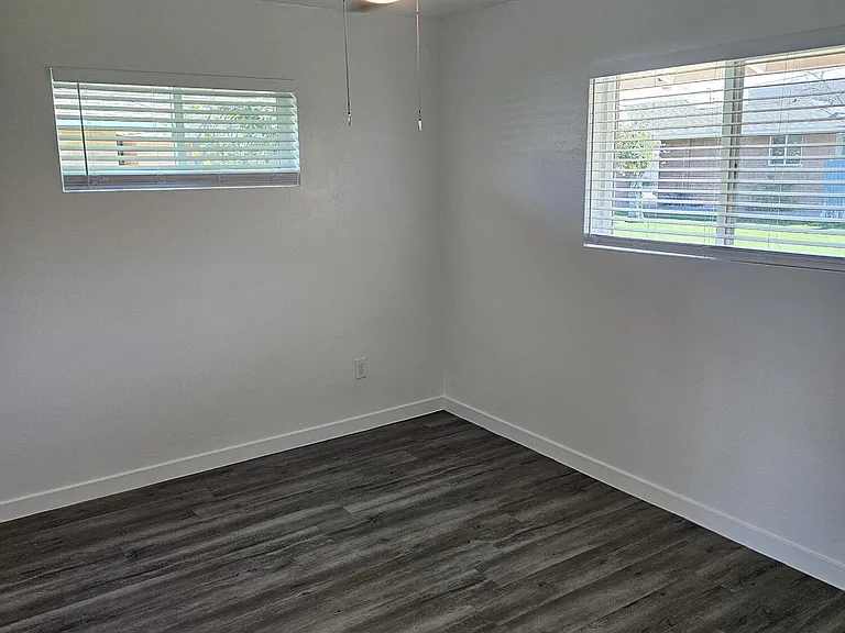 1504 E Rovey Ave #1A — Photo 15