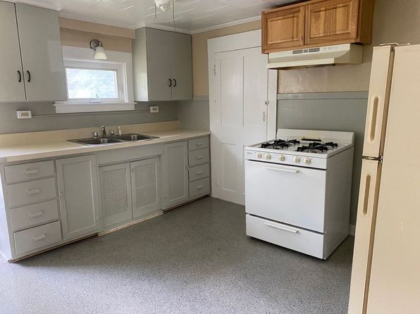 227 Summer St APT 4