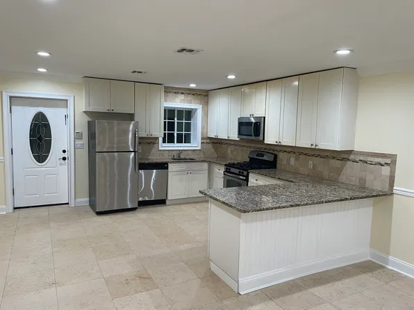 (undisclosed Address), Yonkers, NY 10704