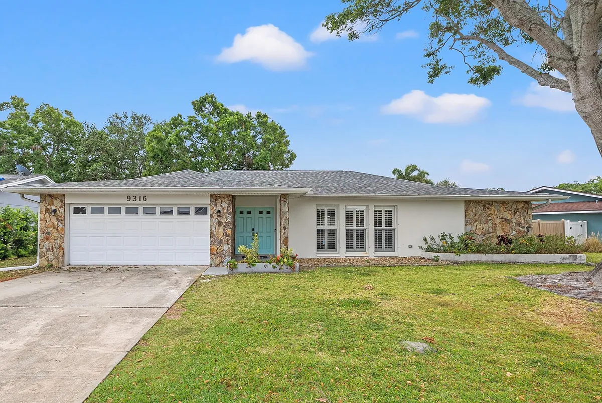 Building Photo - 9316 120th Ave