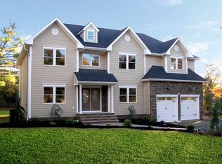 4 Drysdale Rd, Bridgewater, NJ 08807