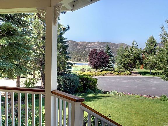 4th image of 41853 Marina Ct
