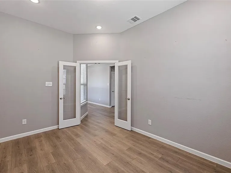 12405 Iveson Dr — Photo 14