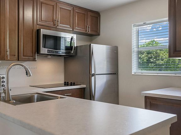 4th image of 3506 NW 49th Ave APT 511