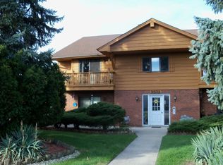 9532 Keilman St, Saint John, IN 46373