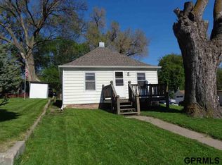 5033 S 42nd St, Omaha, NE 68107